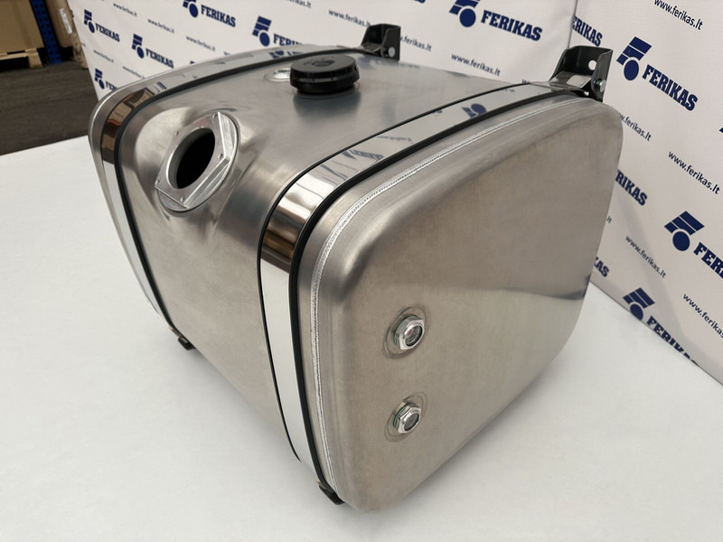 DAF - Hydraulická nádrž pro Nákladní auto: obrázek 2 DAF - Hydraulická nádrž pro Nákladní auto: obrázek 2