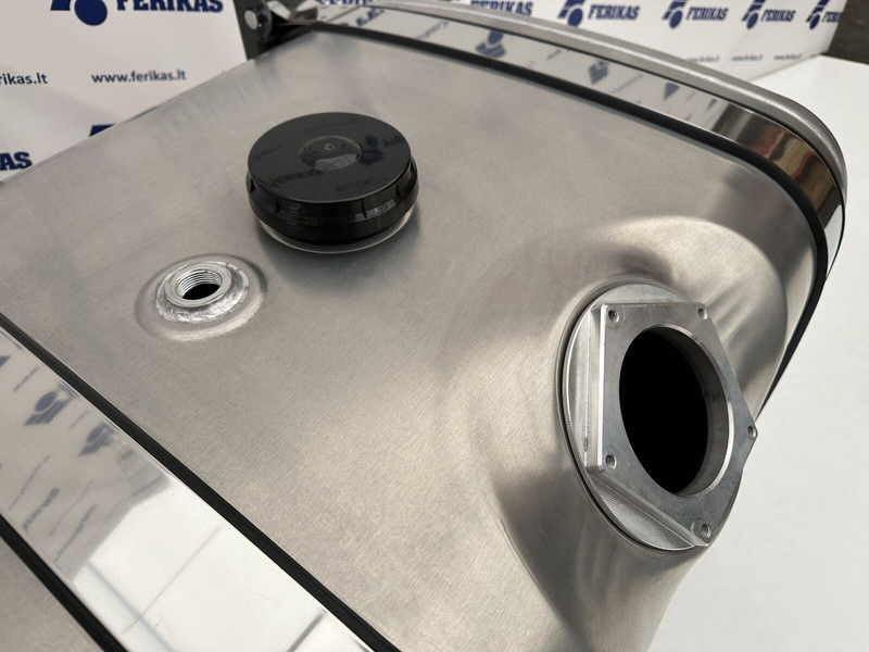 DAF - Hydraulická nádrž pro Nákladní auto: obrázek 5 DAF - Hydraulická nádrž pro Nákladní auto: obrázek 5