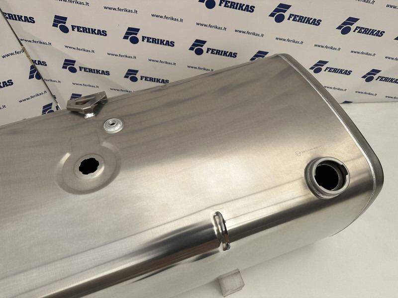 DAF New aluminum fuel tank 690L - Palivová nádrž pro Nákladní auto: obrázek 4 DAF New aluminum fuel tank 690L - Palivová nádrž pro Nákladní auto: obrázek 4