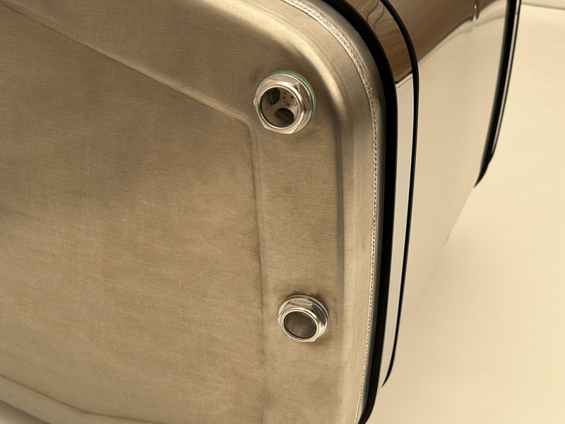 Hydraulic aluminum oil tank 250L - Hydraulická nádrž pro Nákladní auto: obrázek 5 Hydraulic aluminum oil tank 250L - Hydraulická nádrž pro Nákladní auto: obrázek 5