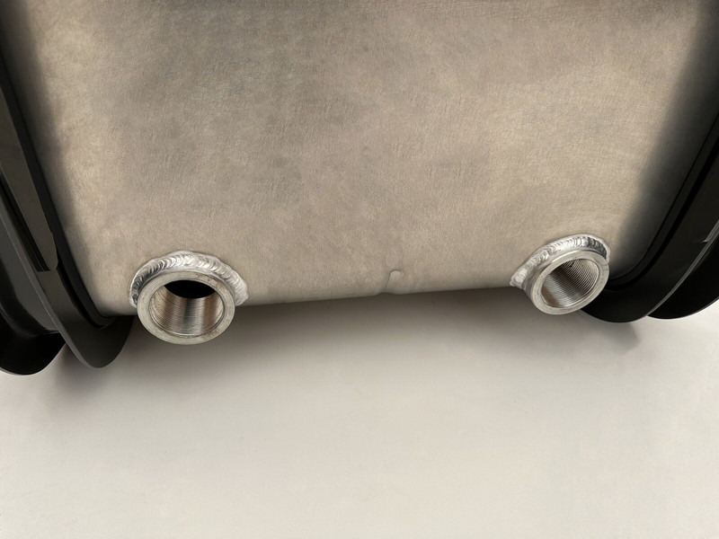 Hydraulic aluminum oil tank 250L - Hydraulická nádrž pro Nákladní auto: obrázek 5 Hydraulic aluminum oil tank 250L - Hydraulická nádrž pro Nákladní auto: obrázek 5
