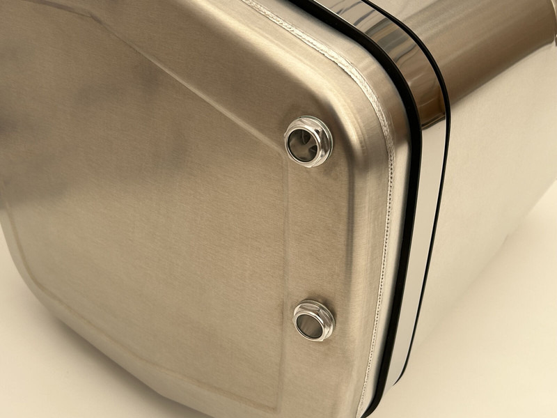 Hydraulic aluminum oil tank 300L - Hydraulická nádrž pro Nákladní auto: obrázek 4 Hydraulic aluminum oil tank 300L - Hydraulická nádrž pro Nákladní auto: obrázek 4
