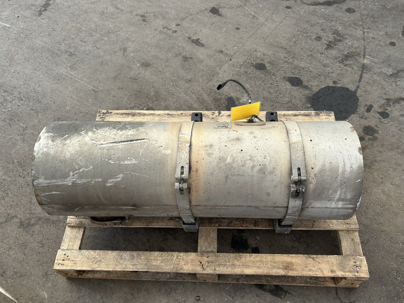 Iveco Exhaust catalyst - Tlumič výfuku pro Nákladní auto: obrázek 4 Iveco Exhaust catalyst - Tlumič výfuku pro Nákladní auto: obrázek 4