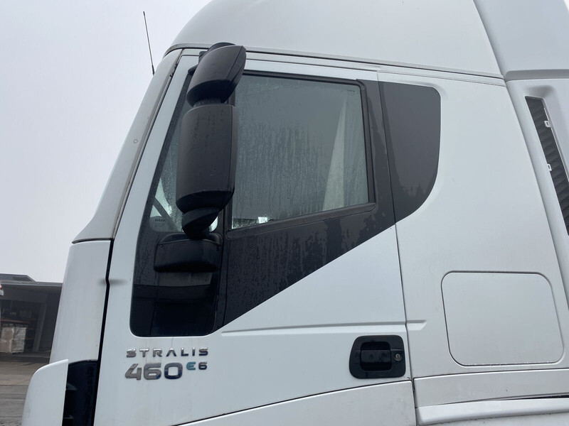 Iveco STRALIS - Dveře a díly pro Nákladní auto: obrázek 1 Iveco STRALIS - Dveře a díly pro Nákladní auto: obrázek 1