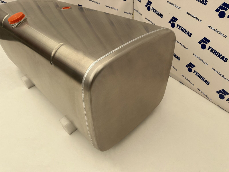 MAN New aluminum fuel tank 600L - Palivová nádrž pro Nákladní auto: obrázek 2 MAN New aluminum fuel tank 600L - Palivová nádrž pro Nákladní auto: obrázek 2