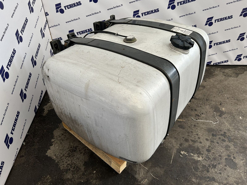 Mercedes-Benz 330L complete fuel tank with brackets - Palivová nádrž pro Nákladní auto: obrázek 2 Mercedes-Benz 330L complete fuel tank with brackets - Palivová nádrž pro Nákladní auto: obrázek 2