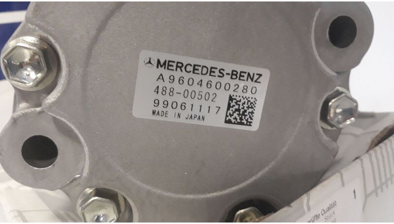 Mercedes-Benz Actros - Čerpadlo hydraulického zesilovače pro Nákladní auto: obrázek 4 Mercedes-Benz Actros - Čerpadlo hydraulického zesilovače pro Nákladní auto: obrázek 4