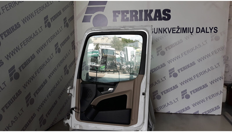 Mercedes-Benz Actros MP4 - Dveře a díly pro Nákladní auto: obrázek 3 Mercedes-Benz Actros MP4 - Dveře a díly pro Nákladní auto: obrázek 3