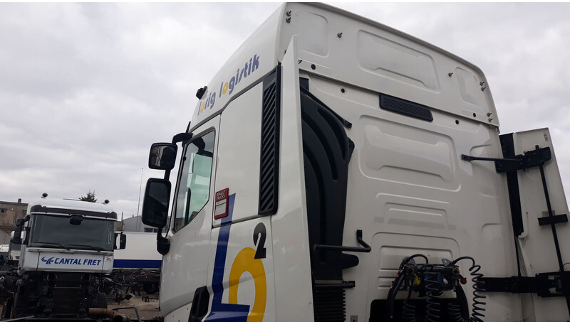 Renault T - Kabina a interiér pro Nákladní auto: obrázek 5 Renault T - Kabina a interiér pro Nákladní auto: obrázek 5