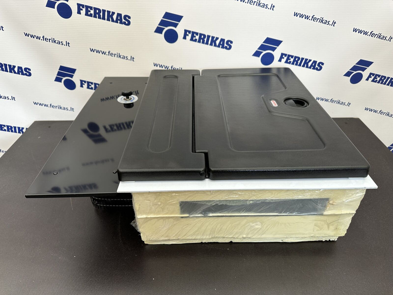 Renault T - Kabina a interiér pro Nákladní auto: obrázek 3 Renault T - Kabina a interiér pro Nákladní auto: obrázek 3