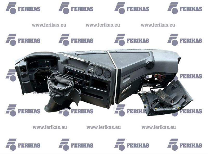 Renault complete dashboard - Nárazník pro Nákladní auto: obrázek 1 Renault complete dashboard - Nárazník pro Nákladní auto: obrázek 1