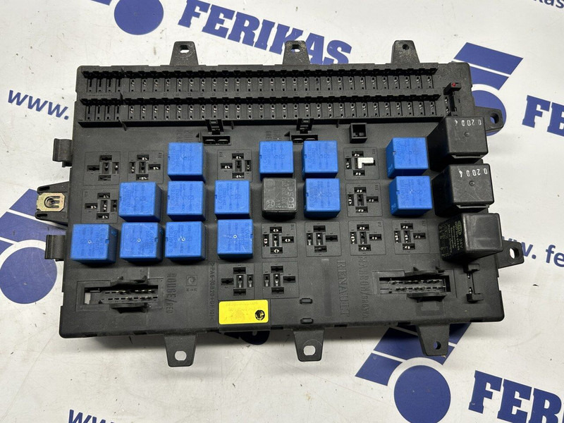 Renault fuse relay box - Elektrický systém: obrázek 1 Renault fuse relay box - Elektrický systém: obrázek 1