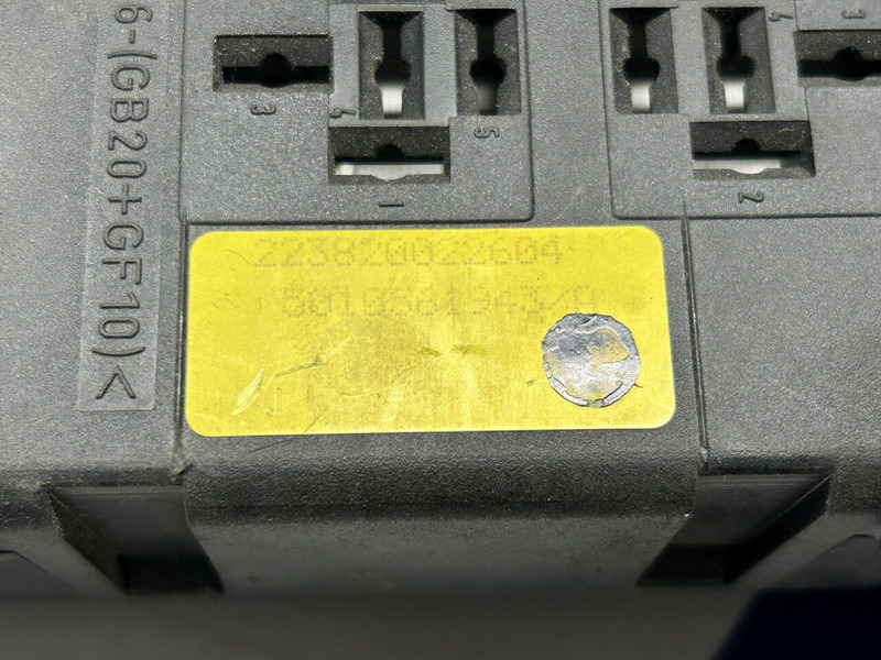 Renault fuse relay box - Elektrický systém: obrázek 3 Renault fuse relay box - Elektrický systém: obrázek 3