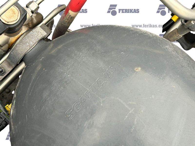 Scania CNG tank, right side - Palivová nádrž pro Nákladní auto: obrázek 5 Scania CNG tank, right side - Palivová nádrž pro Nákladní auto: obrázek 5