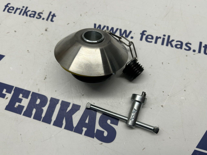 Scania Fuel tank anti-theft protection, 80mm - Palivový systém pro Nákladní auto: obrázek 2 Scania Fuel tank anti-theft protection, 80mm - Palivový systém pro Nákladní auto: obrázek 2