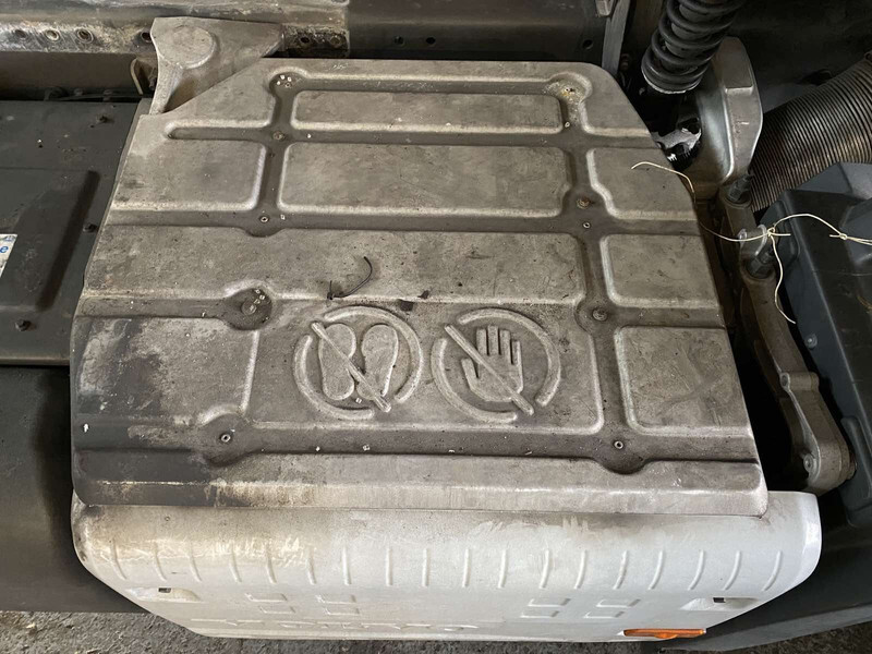 Volvo FM - Tlumič výfuku pro Nákladní auto: obrázek 2 Volvo FM - Tlumič výfuku pro Nákladní auto: obrázek 2