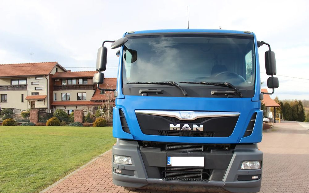MAN TGM 18 250 !! EURO 6 !!! - Cisternové vozidlo: obrázek 3 MAN TGM 18 250 !! EURO 6 !!! - Cisternové vozidlo: obrázek 3