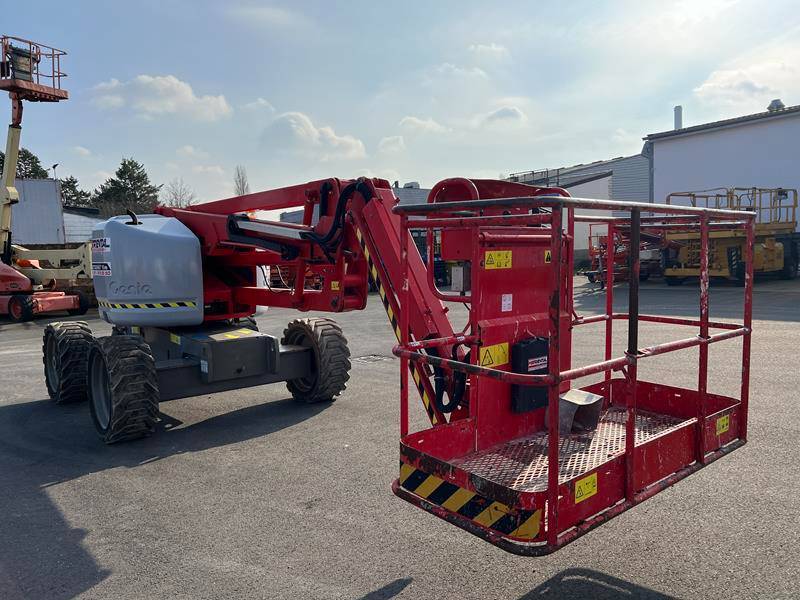 Genie Z45/25 JRT 4x4 diesel 16m (1530) - Kloubová plošina: obrázek 5 Genie Z45/25 JRT 4x4 diesel 16m (1530) - Kloubová plošina: obrázek 5