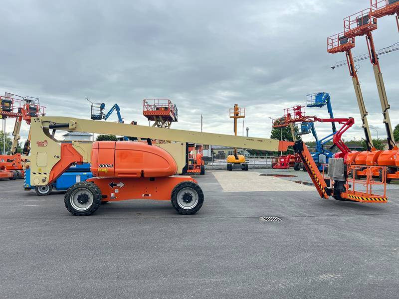 JLG 800AJ diesel 4x4 26m (1787) - Kloubová plošina: obrázek 2 JLG 800AJ diesel 4x4 26m (1787) - Kloubová plošina: obrázek 2
