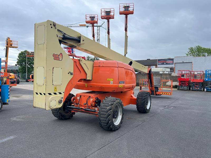 JLG 800AJ diesel 4x4 26m (1787) - Kloubová plošina: obrázek 3 JLG 800AJ diesel 4x4 26m (1787) - Kloubová plošina: obrázek 3