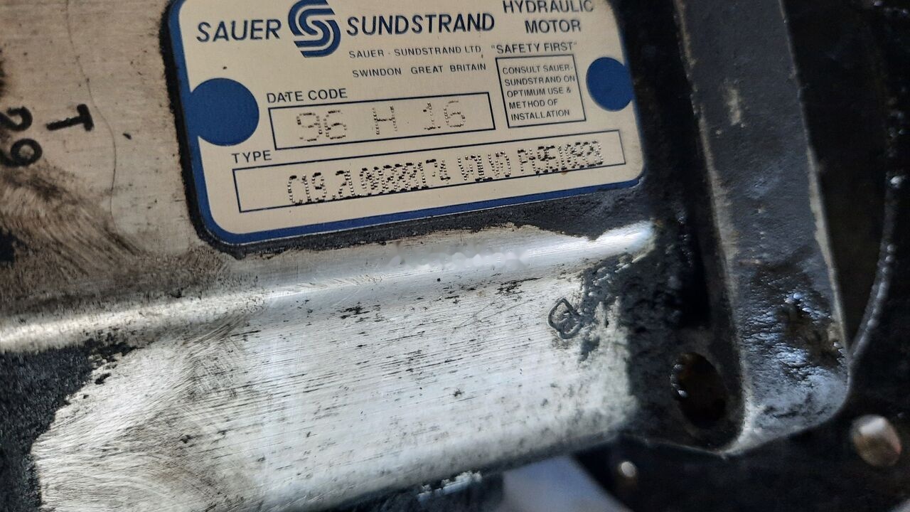 MAN BOSCH /SAUER - Chladič pro Autobus: obrázek 1 MAN BOSCH /SAUER - Chladič pro Autobus: obrázek 1