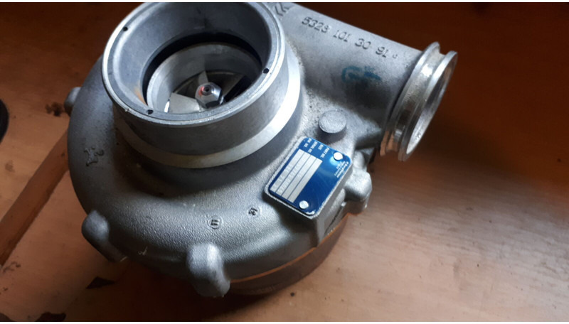 MAN Cummens K29- D2066/ Mersedes OM 457 - Turbodmychadlo: obrázek 1 MAN Cummens K29- D2066/ Mersedes OM 457 - Turbodmychadlo: obrázek 1