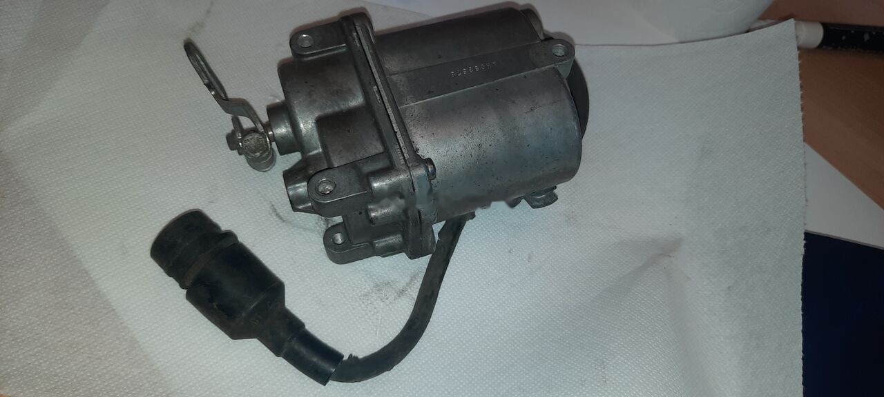 Mercedes-Benz potentsiometr 445.805.2\2 . 4.4.\511.5.10. 5020. 5.9/ 5.18/3 . 44 Mercedes-Benz O405 - Řídicí blok pro Autobus: obrázek 3 Mercedes-Benz potentsiometr 445.805.2\2 . 4.4.\511.5.10. 5020. 5.9/ 5.18/3 . 44 Mercedes-Benz O405 - Řídicí blok pro Autobus: obrázek 3