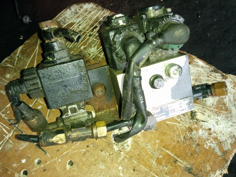 Neoplan LINNIG EL0057 - Řídicí blok: obrázek 5 Neoplan LINNIG EL0057 - Řídicí blok: obrázek 5