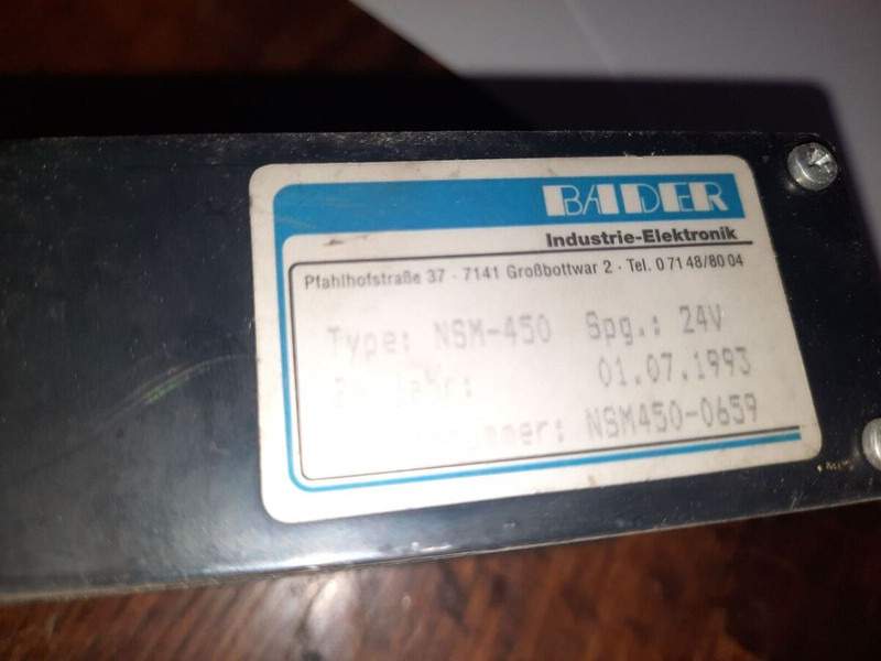 Neoplan RS-232 / NSM-450 - Řídicí blok: obrázek 4 Neoplan RS-232 / NSM-450 - Řídicí blok: obrázek 4