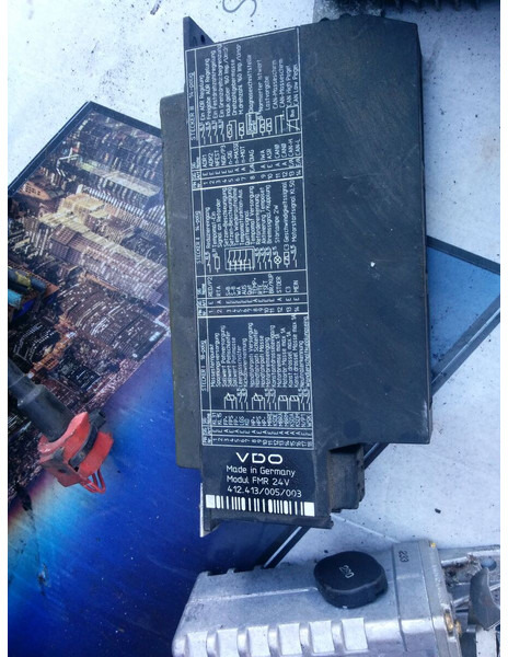 Neoplan RS-232 / NSM-450 - Řídicí blok: obrázek 5 Neoplan RS-232 / NSM-450 - Řídicí blok: obrázek 5