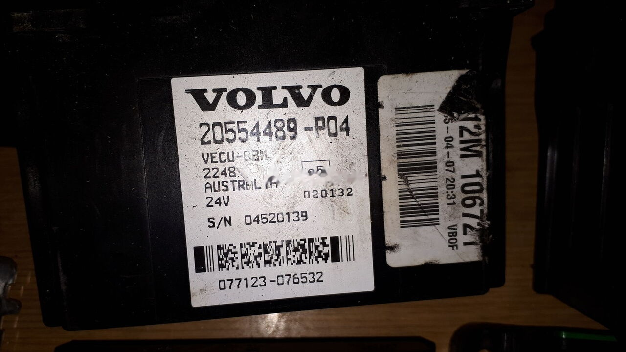 Volvo 20744283-01 .20514900-03.\\\\ 20585155-P02/20554489-P04/.2050318 Volvo B12./B10 - Řídicí blok pro Autobus: obrázek 1 Volvo 20744283-01 .20514900-03.\\\\ 20585155-P02/20554489-P04/.2050318 Volvo B12./B10 - Řídicí blok pro Autobus: obrázek 1