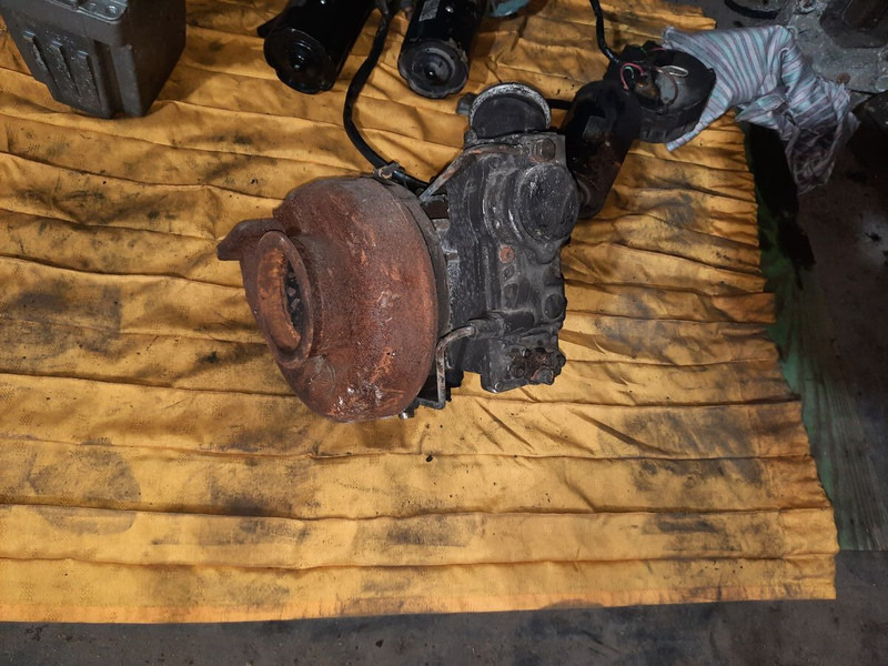 Volvo D12C D12A . Scania=918 - Turbodmychadlo: obrázek 3 Volvo D12C D12A . Scania=918 - Turbodmychadlo: obrázek 3