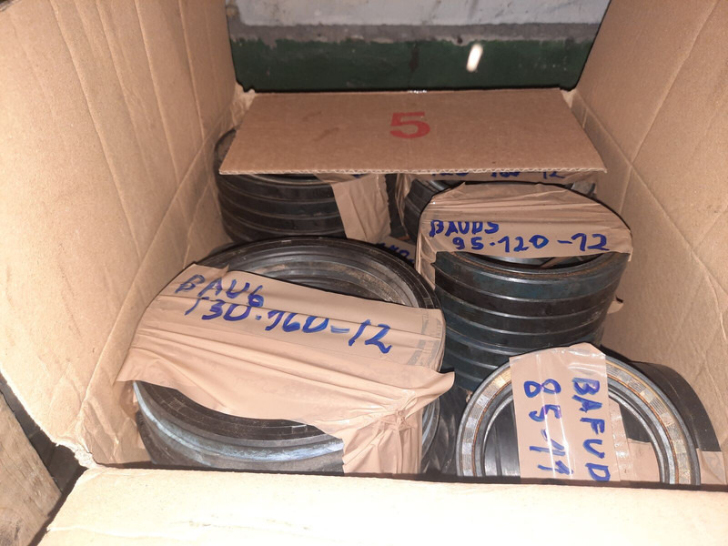 Volvo - Hlava: obrázek 1 Volvo - Hlava: obrázek 1