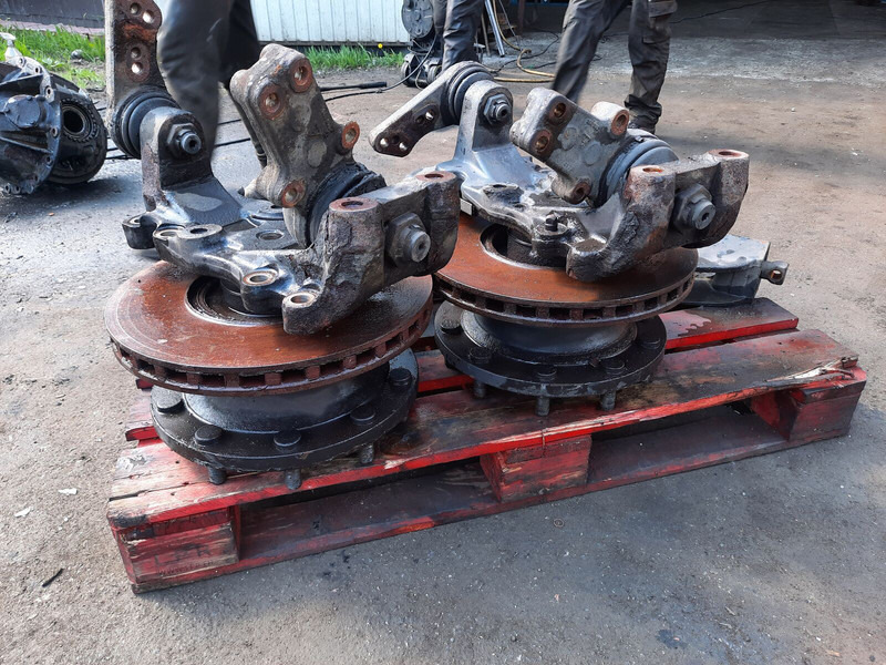 Volvo Iveko. Неоплан - Hlava: obrázek 2 Volvo Iveko. Неоплан - Hlava: obrázek 2