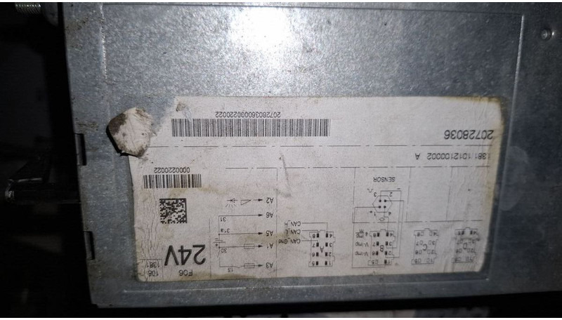 Volvo Video system x-dmr 8 R8 Compact RJ45 - Elektrický systém: obrázek 3 Volvo Video system x-dmr 8 R8 Compact RJ45 - Elektrický systém: obrázek 3