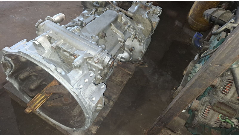 ZF GO210-6. S6 85+GV80/ S6 90 + GV90 - Převodovka: obrázek 3 ZF GO210-6. S6 85+GV80/ S6 90 + GV90 - Převodovka: obrázek 3