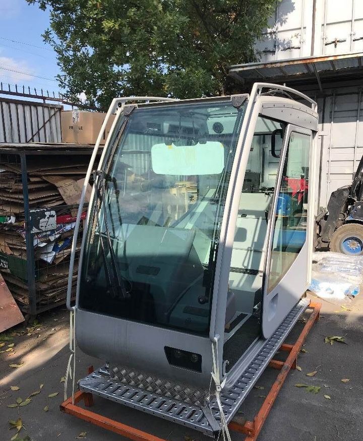New TADANO FAUN ATF superstructure cab for TADANO FAUN ATF mobile crane - Kabina pro Autojeřáb: obrázek 1 New TADANO FAUN ATF superstructure cab for TADANO FAUN ATF mobile crane - Kabina pro Autojeřáb: obrázek 1