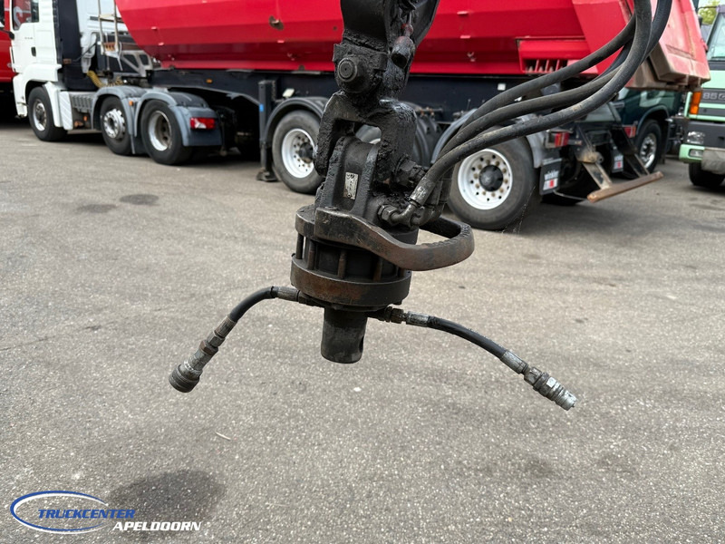 HMF 2620 K5 Afstandsbediening, 2x Extra functie - Hydraulická ruka: obrázek 3 HMF 2620 K5 Afstandsbediening, 2x Extra functie - Hydraulická ruka: obrázek 3