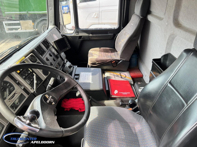 MAN 26.403 Manuel, Retarder, Reduction axle, 14250 liter - Cisternové vozidlo: obrázek 5 MAN 26.403 Manuel, Retarder, Reduction axle, 14250 liter - Cisternové vozidlo: obrázek 5