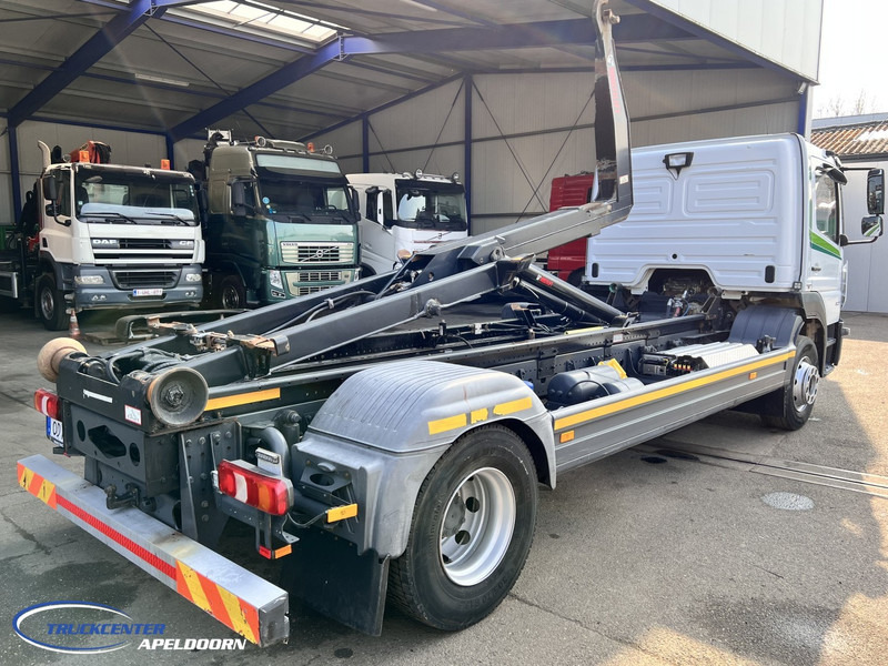 Mercedes-Benz Atego 1527 Manuel, Euro 6, HIAB 10 Tons - Hákový nosič kontejnerů: obrázek 2 Mercedes-Benz Atego 1527 Manuel, Euro 6, HIAB 10 Tons - Hákový nosič kontejnerů: obrázek 2