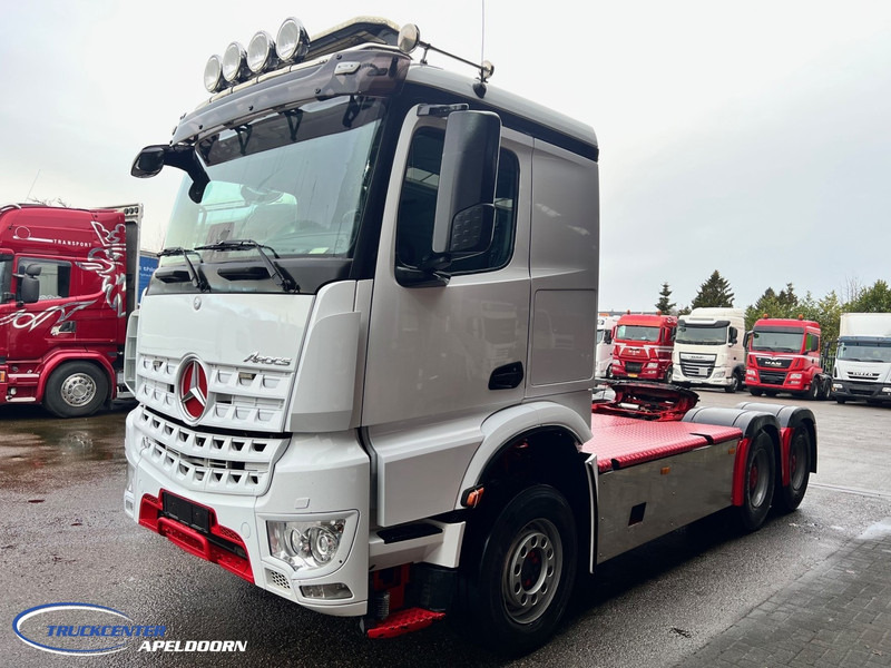 Mercedes-Benz Arocs 3351 6x4 Big axles, Hydraulics - Tahač: obrázek 3 Mercedes-Benz Arocs 3351 6x4 Big axles, Hydraulics - Tahač: obrázek 3