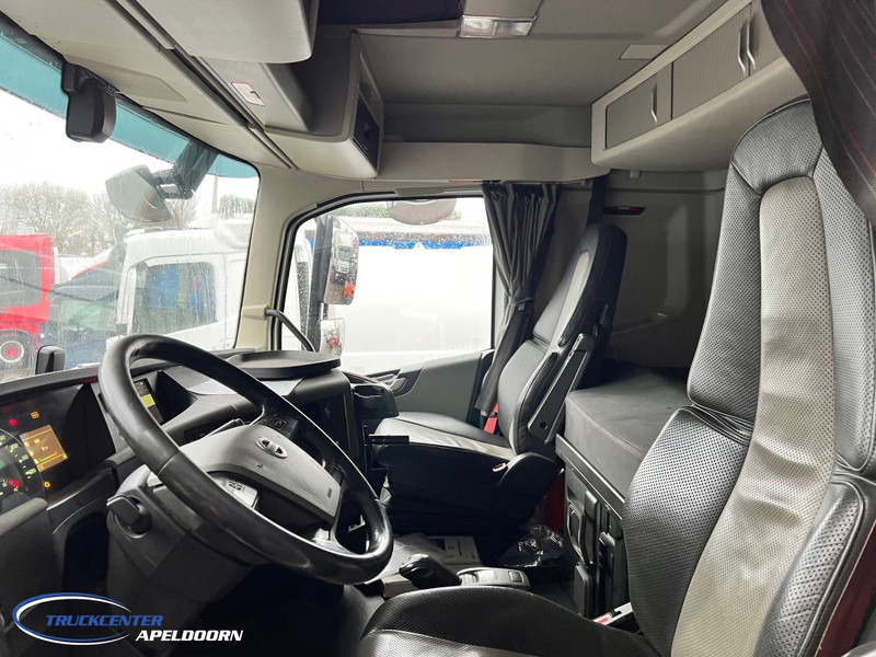 Volvo FH 540 17800 Liter, 4 Compartments, Retarder, Steering axle - Cisternové vozidlo: obrázek 4 Volvo FH 540 17800 Liter, 4 Compartments, Retarder, Steering axle - Cisternové vozidlo: obrázek 4