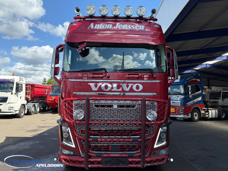 Volvo FH 750 6x4 Tandemlift, Retarder, PTO - Podvozek s kabinou: obrázek 5 Volvo FH 750 6x4 Tandemlift, Retarder, PTO - Podvozek s kabinou: obrázek 5