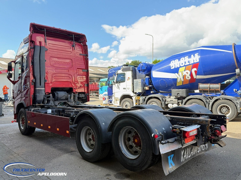 Volvo FH 750 6x4 Tandemlift, Retarder, PTO - Podvozek s kabinou: obrázek 4 Volvo FH 750 6x4 Tandemlift, Retarder, PTO - Podvozek s kabinou: obrázek 4