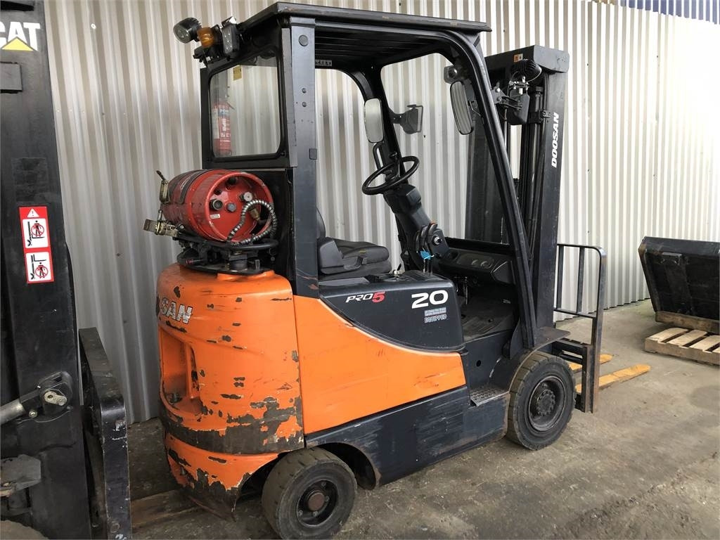 Doosan G20 SC-5 - Plynový vysokozdvižný vozík: obrázek 4 Doosan G20 SC-5 - Plynový vysokozdvižný vozík: obrázek 4