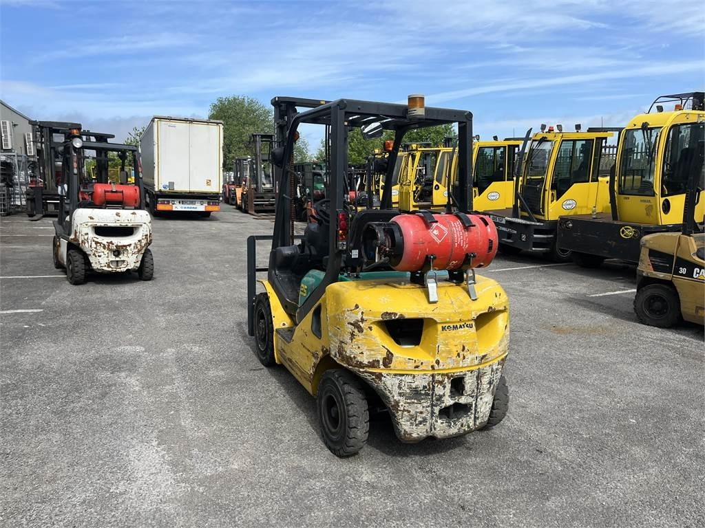 Komatsu FG25HT-16R - Plynový vysokozdvižný vozík: obrázek 4 Komatsu FG25HT-16R - Plynový vysokozdvižný vozík: obrázek 4