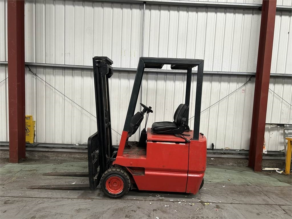 Linde E18 - Elektrický vysokozdvižný vozík: obrázek 1 Linde E18 - Elektrický vysokozdvižný vozík: obrázek 1
