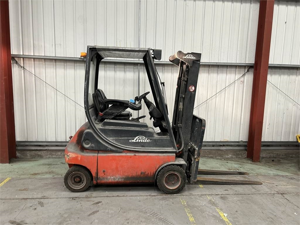 Linde E18P-02 - Elektrický vysokozdvižný vozík: obrázek 5 Linde E18P-02 - Elektrický vysokozdvižný vozík: obrázek 5