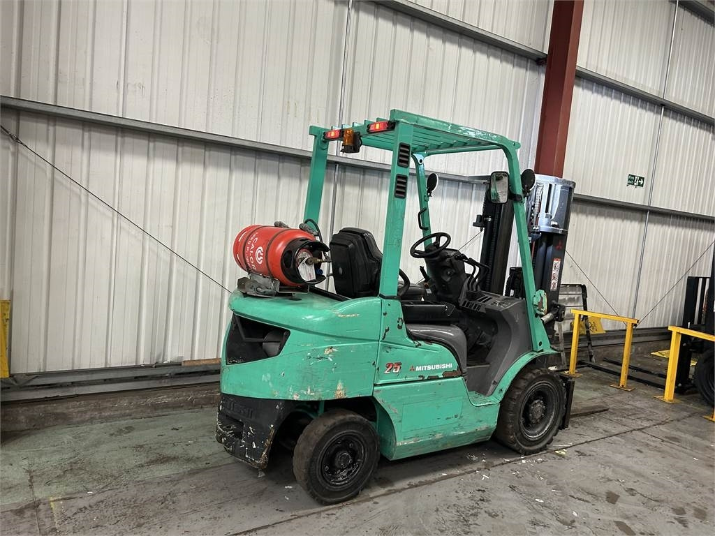 Plynový vysokozdvižný vozík Mitsubishi FG25NT: obrázek 6