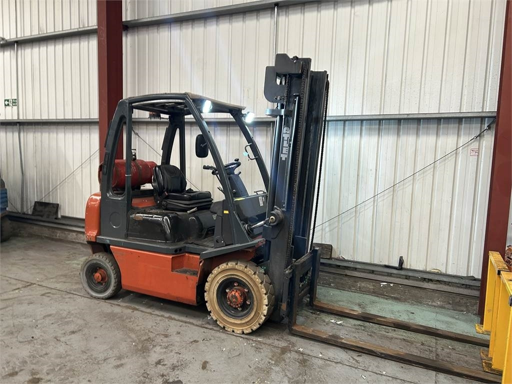 Nissan UD02A20PQ - Plynový vysokozdvižný vozík: obrázek 4 Nissan UD02A20PQ - Plynový vysokozdvižný vozík: obrázek 4